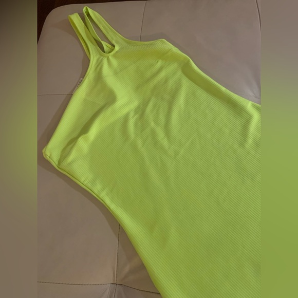 ZARA neon lime dress - Picture 3 of 5